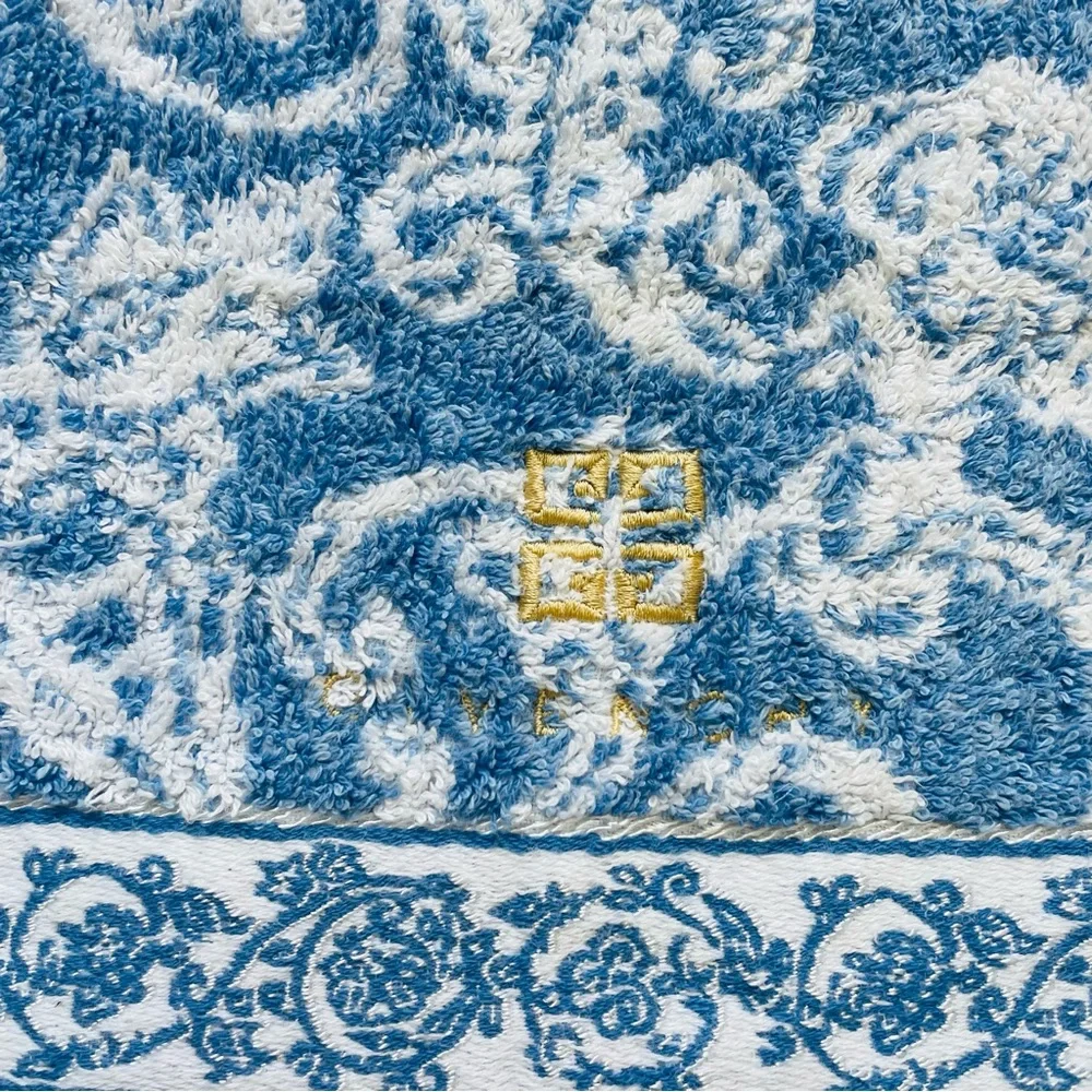 Givenchy hand towel cotton Bath Bag Women Scarf Logo Blue Authentic Room purse